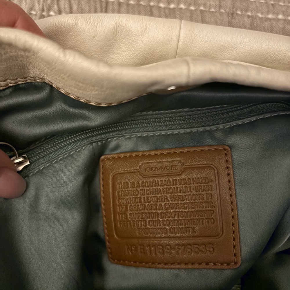 Off white Coach leather bag - Picture 9 of 9